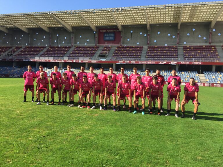Plantilla Pontevedra CF 2021 2022