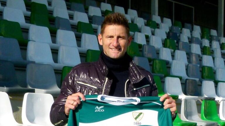 Rubén González, nuevo entrenador del Cadete del Pontevedra  CF