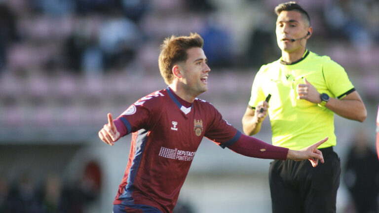 Alberto Rubio Pontevedra CF
