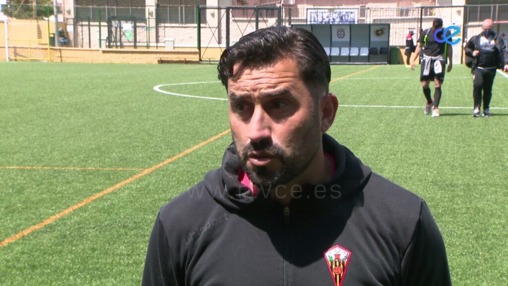 Antonio Fernández Rivadulla, entrenador del Pontevedra CF