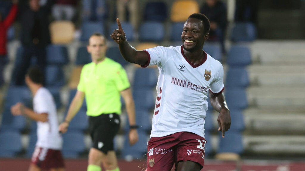 Libasse Gueye con el Pontevedra CF