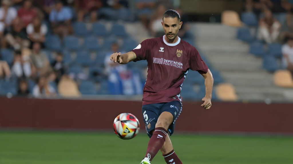 Mario Gómez en el Pontevedra CF