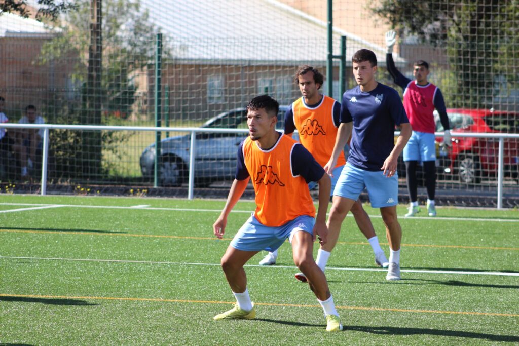 Jugadores del Pontevedra CF en una sesión de entrenamiento