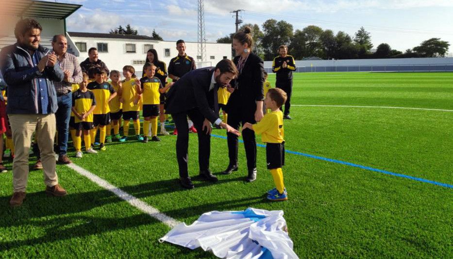Reinauguración del Campo Municipal A Seca en 2019. Imagen de archivo, no del derbi de 2026.