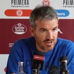 Rubén Domínguez en la rueda de prensa previa del Arosa - Pontevedra de Copa del Rey